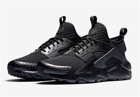 nike air huarache ultra premium.